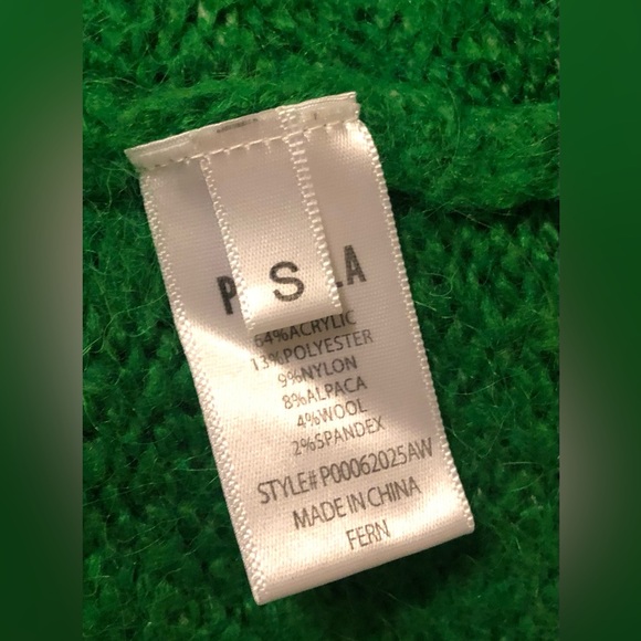 Pistola Carlen Fern Green Mock Neck Oversized Sweater,Size-Small(P2P-23.75”-24”) - Picture 6 of 9